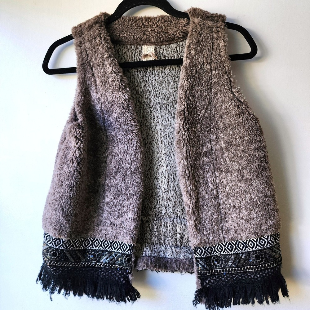NKN Nekane Barcelona Boho Faux Fur Fringe Sequin Vest Taupe Brown Bohemian Women